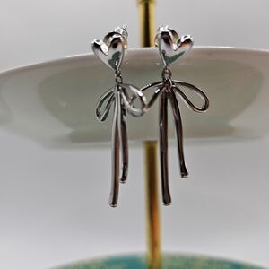 🆕️Silver bow drop earrings bow 🎀